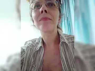 Bongacams Adult Webcams of -queen-margo-
