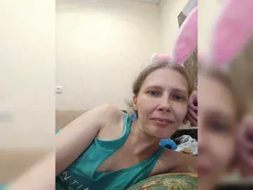 Bongacams Sex Cam of -queen-margo-