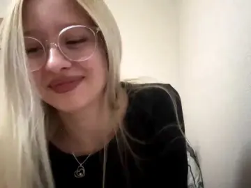 Bongacams Free Live Porn of CharlotteMurchik
