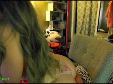 Bongacams Free Porn Cam of NikkiGlazer