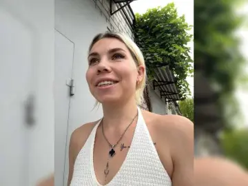 Bongacams Free Live Porn of Emma942