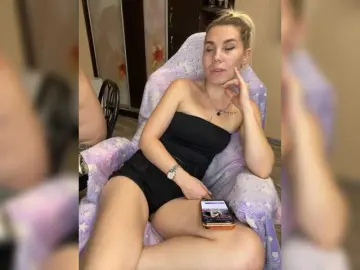 Bongacams Live Sex of Emma942