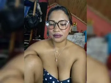 Bongacams Watch Live Sex Cams of butterfly007
