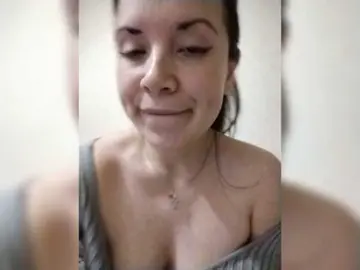 Bongacams Watch Live Sex Cams of AZET-9