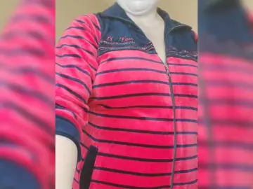 Bongacams Sex Cam of YourWitcher