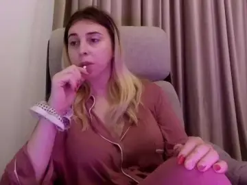 Bongacams Live Sex Cam of alissonone