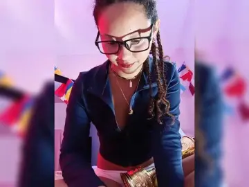 Bongacams Adult Webcam of milanxbunny333