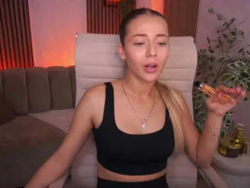 Bongacams Adult Video Chat of LoveeDove