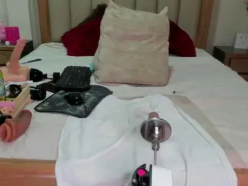 Bongacams Live Sex Cam of CaitlynLian