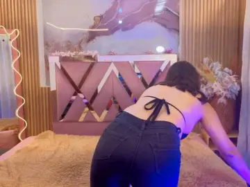 Bongacams Free Live Porn of JENAYE-TAY