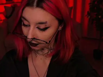 Bongacams Free Live Porn of MistressMarcelline