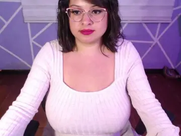 Bongacams Private Sex Chat of MiaaJoness