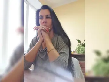 Bongacams Watch Live Sex Cams of 1Glorya1