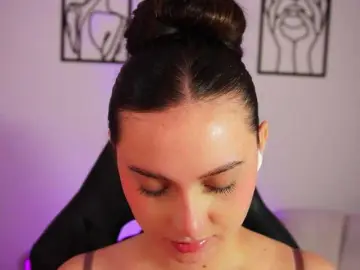 Bongacams Free Live Porn of AliceHarper1