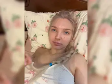 Bongacams Free Live Porn of AmmyAlexInPublic