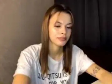 Bongacams Live Sex Cam of MaeNolder