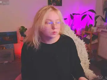 Bongacams Live Sex Cam of softifocus