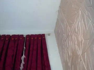 Bongacams Live Sex Cam of Camila-milf