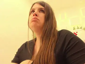 Bongacams Live Sex of Battymoll