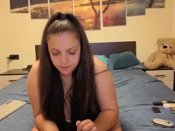 Bongacams Sex Cam of adellineee