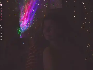 Bongacams Nude Webcam of cutesoneckaaa