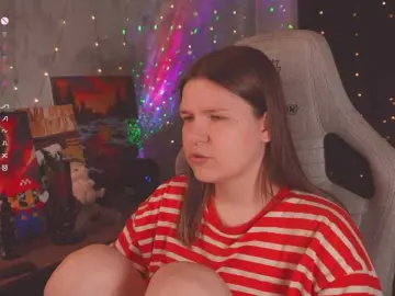 Bongacams Watch Live Sex Cams of cutesoneckaaa
