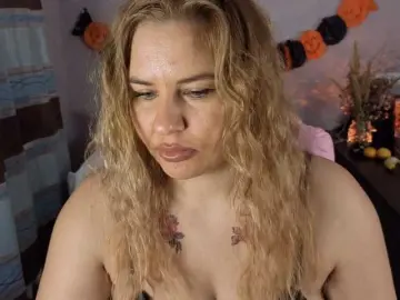 Bongacams Adult Video Chat of AvaQueen