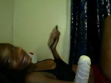Bongacams Free Live Porn of Blackfoxb