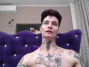 Bongacams Live Sex Cam of KennysXX