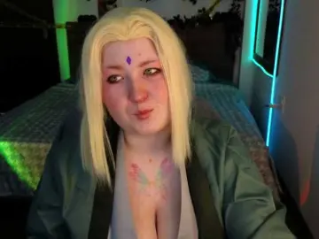 Bongacams Best Webcam of plushydevil
