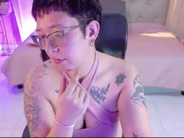 Bongacams Adult Webcams of chloe-rosse
