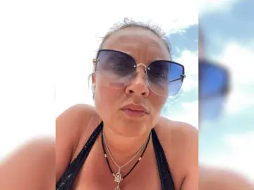 Bongacams Watch Live Sex Cams of NERVOMOTINA
