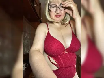 Bongacams Best Webcam of SVETIKBOMBOCHKA
