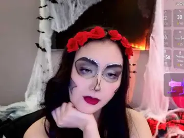 Bongacams Nude Webcam of nikkydrive