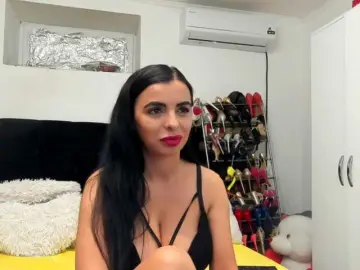 Bongacams Nude Webcam of JuliaHayes90