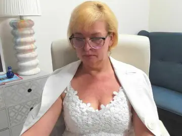 Bongacams Sex Cam of LunaFantasy