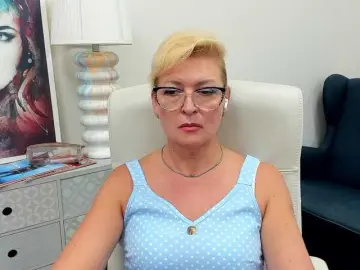 Bongacams Live Sex Cam of LunaFantasy