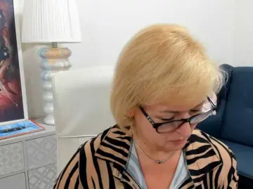 Bongacams Watch Live Sex Cams of LunaFantasy
