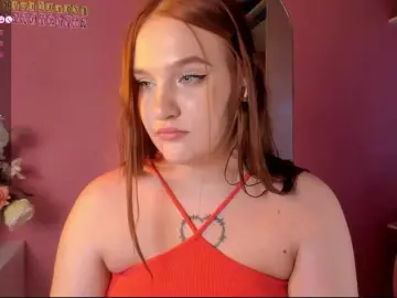 Bongacams Free Porn Cam of CarolineLovers