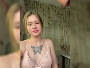 Bongacams Private Sex Chat of Lisakisaa