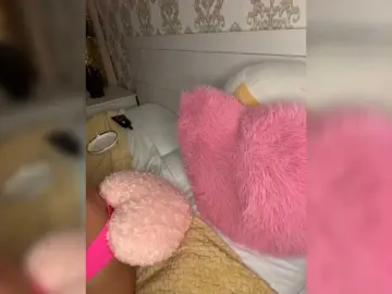 Bongacams Nude Webcam of U-Moni