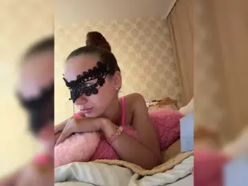Bongacams Adult Video Chat of U-Moni