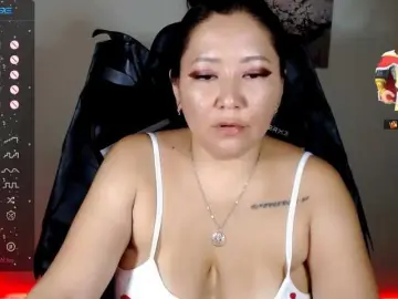 Bongacams Watch Live Sex Cams of LisaAsianFlower