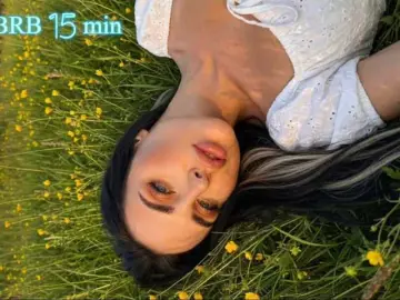 Bongacams Best live sex cam show of your-red-wine