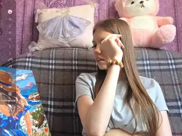 Bongacams Watch Live Sex Cams of CharleenTetz