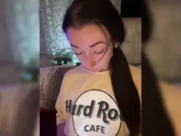 Bongacams Private Sex Chat of AureliyXXX