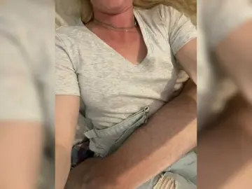 Bongacams Sex Cam of MaksNaks