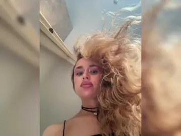 Bongacams Live Sex Cam of Enchantix