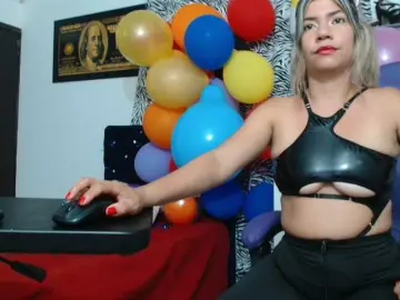 Bongacams Nude Webcam of hot-sexy-bunny