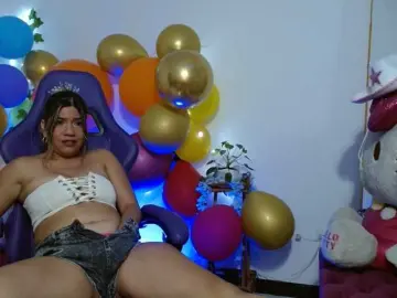Bongacams Sex Cam of hot-sexy-bunny